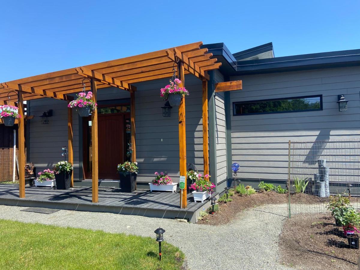 Edgewater Chemainus Apartment Exterior photo